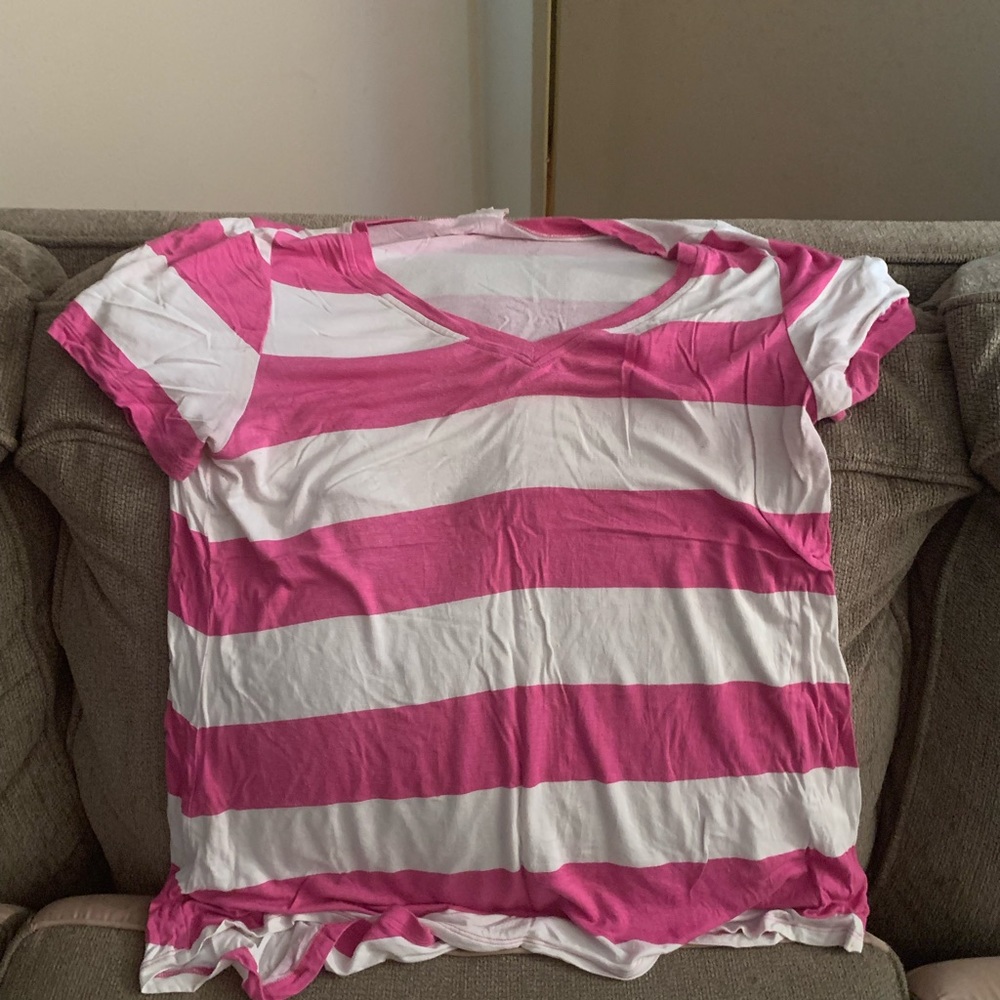 Size large pink and white christy T